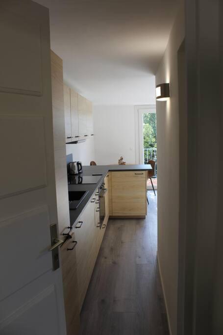 La Petite Rascasse, Appartement Avec Terrasse Ensoleillee เลอรายอล-กานาเดล-โซร์-แม ภายนอก รูปภาพ